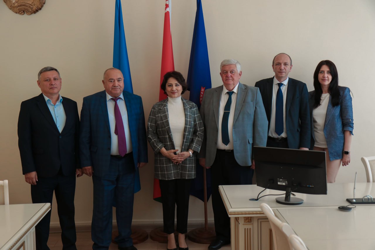 photo_2025-11-21_12-41-27